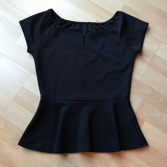 Black Peplum Top - Picture 4 of 6